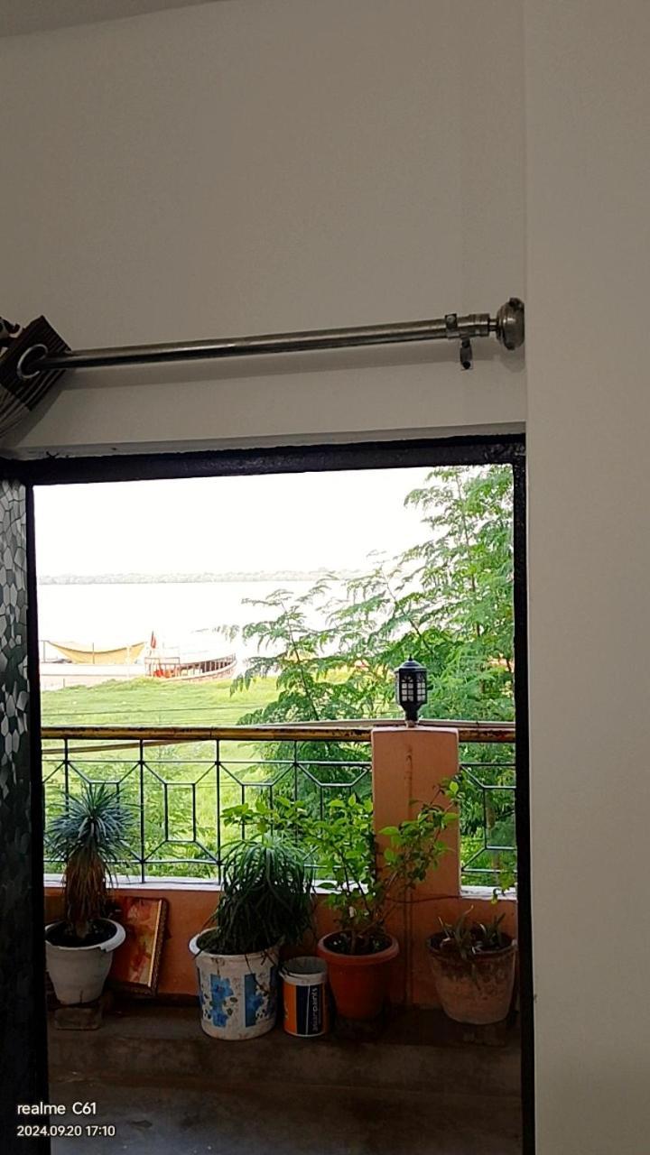Ganga Paying Guest House Варанаси Стая снимка